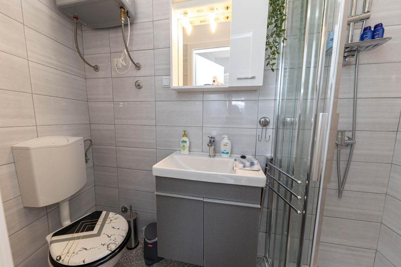 Apartmani Kaiserin Crikvenica Exterior photo